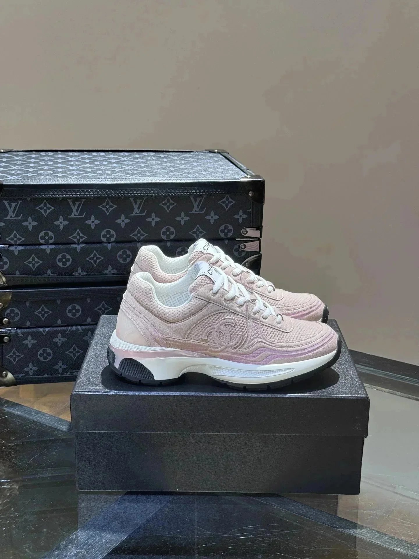 Chanel Sneakers Chunky mesh low-top with interlocking CC logo — 10