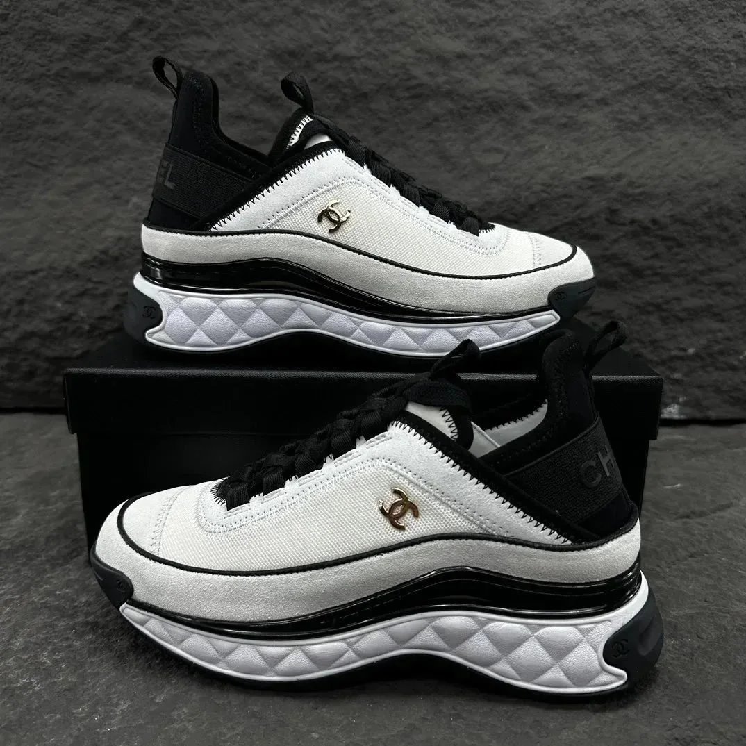 Chanel Sneakers Chunky mesh low-top with interlocking CC logo — 18