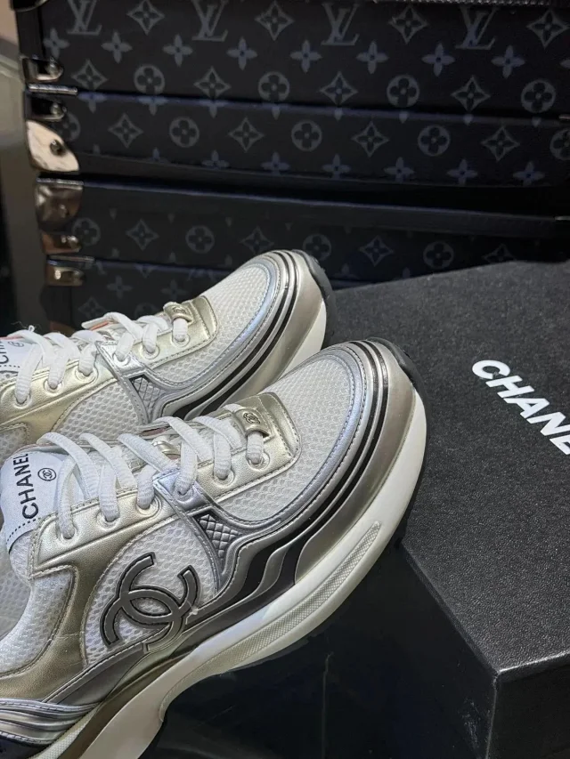 Chanel Sneakers Chunky mesh low-top with interlocking CC logo product detail image 12
