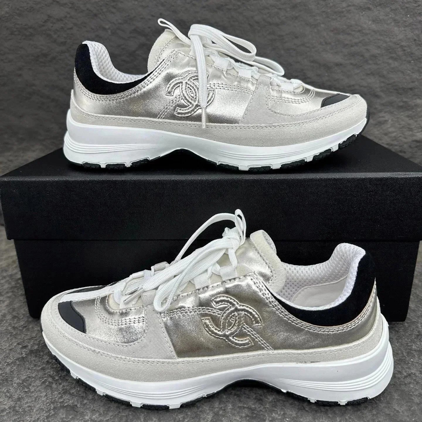 Chanel Sneakers Chunky mesh low-top with interlocking CC logo — 31