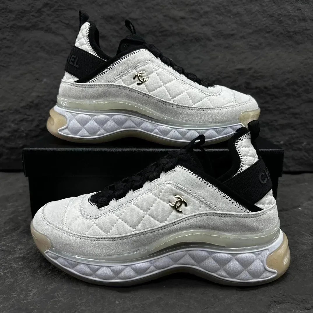 Chanel Sneakers Chunky mesh low-top with interlocking CC logo — 19