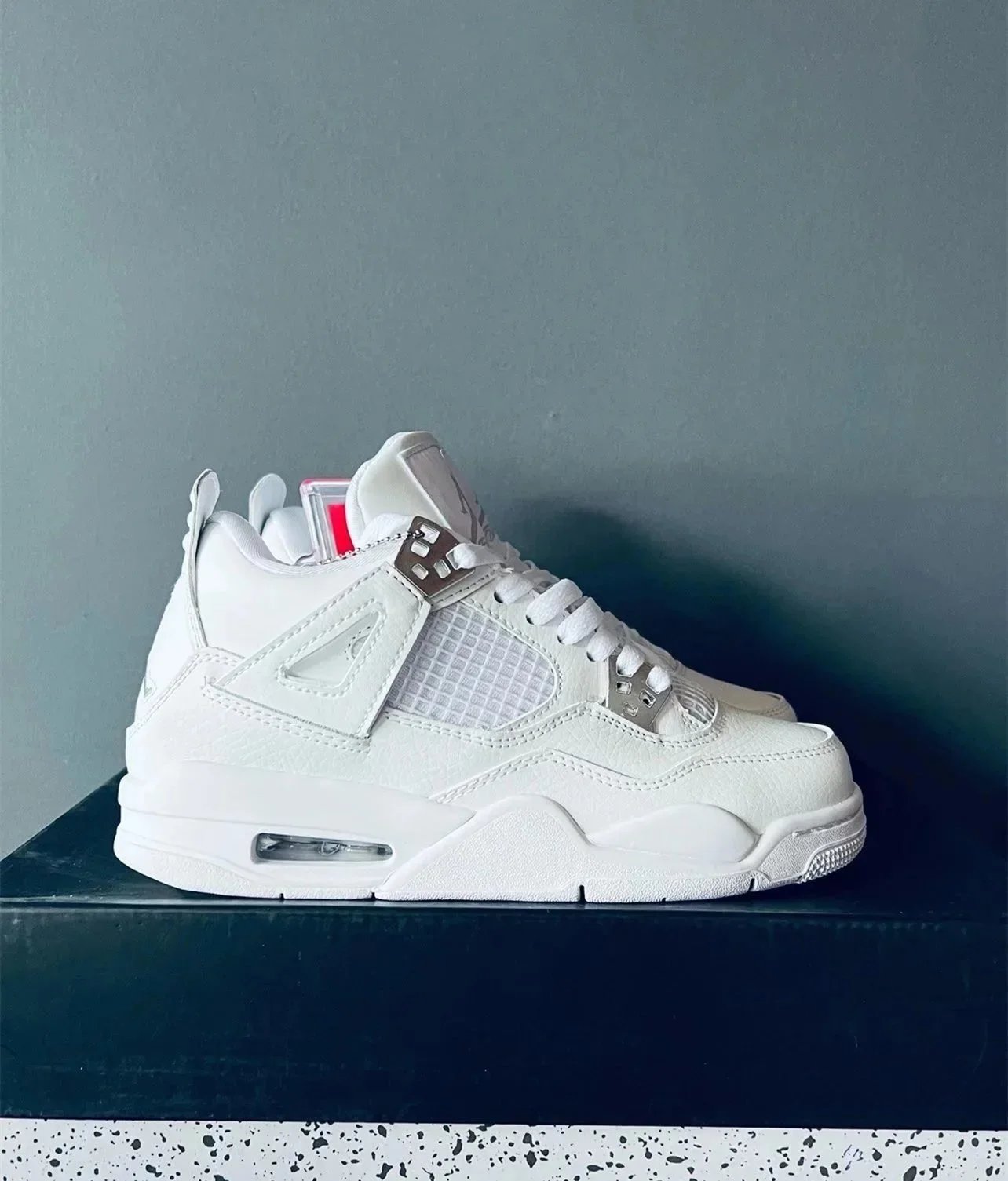 [KX] Air Jordan 4 (1)
