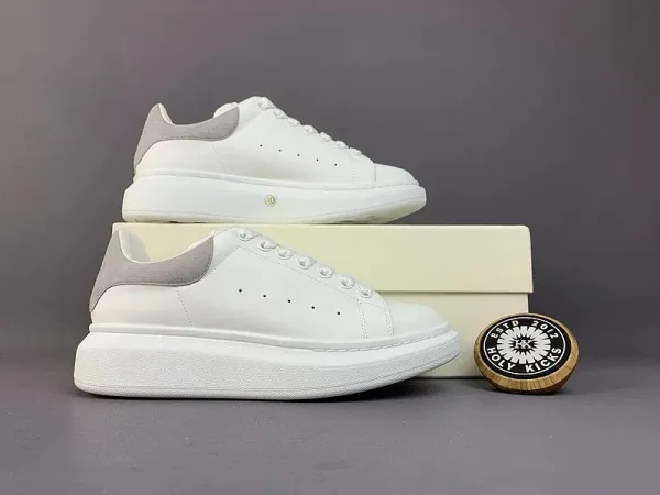 Alexander McQueen Oversized Sneakers White/Gray Chunky Sneakers - 1