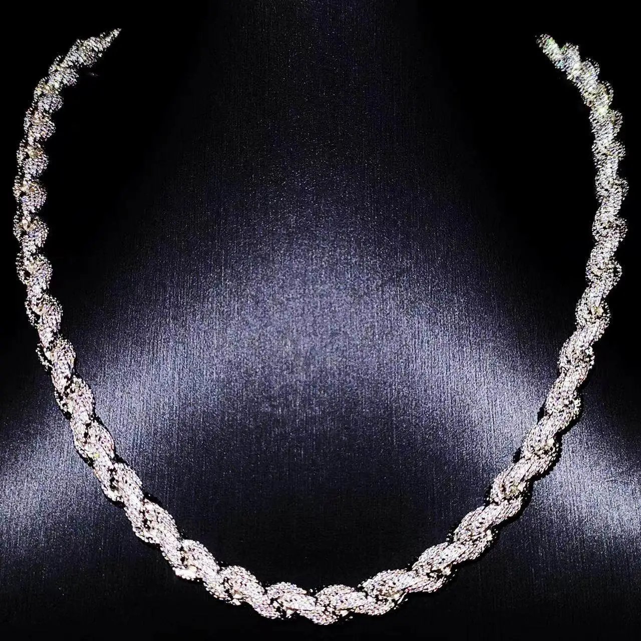 CHAIN DIAMANTES (MRBLINGGG)
