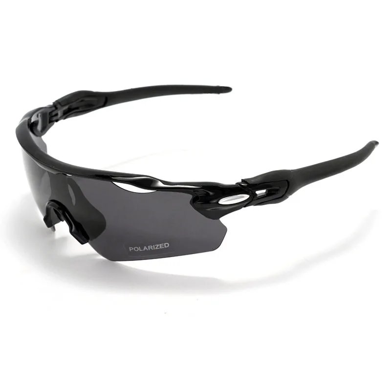 OAKLEY