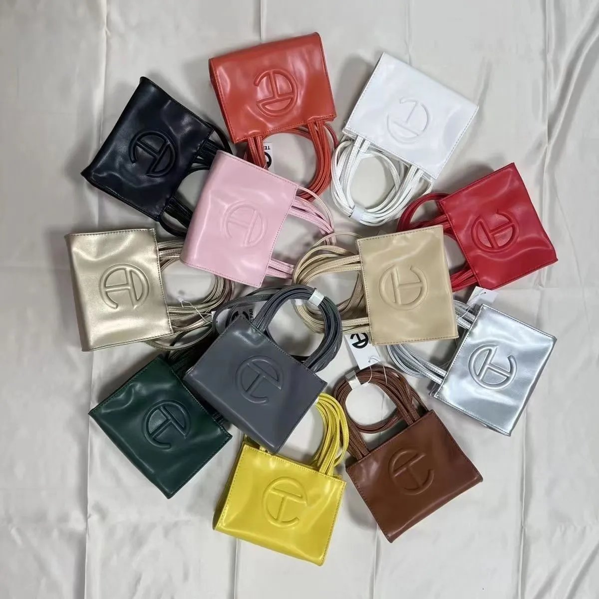 BAGS TELFAR (+40 MODELS)