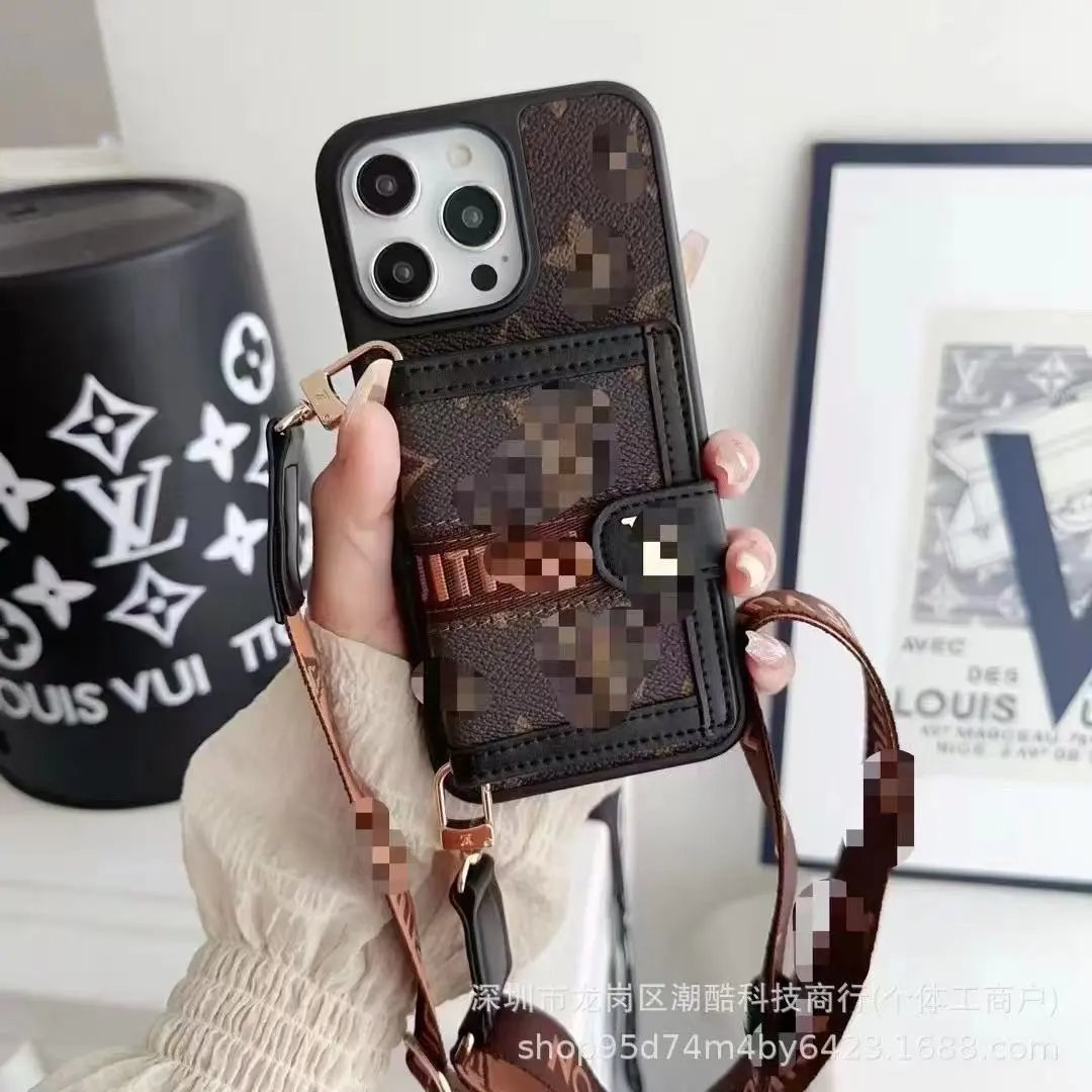 WALLETS LOUIS V.