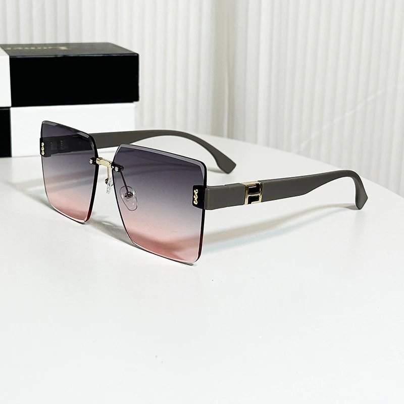 GLASSES FENDI
