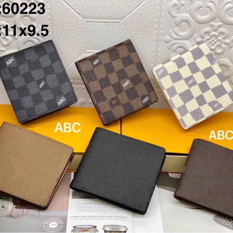 WALLETS LOUIS V.