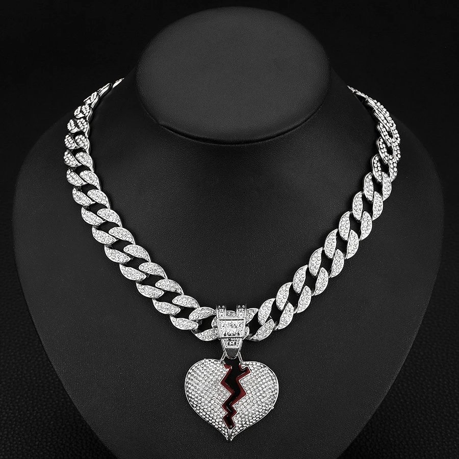 CHAIN CORAZON