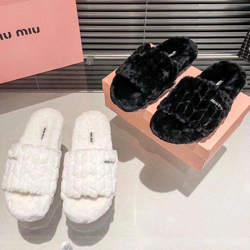 Miu Miu slides