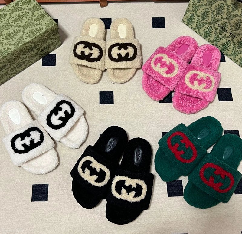 Gucci slides
