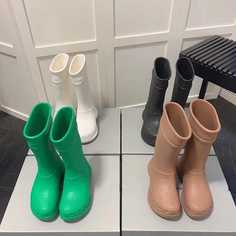 Balenciaga boots