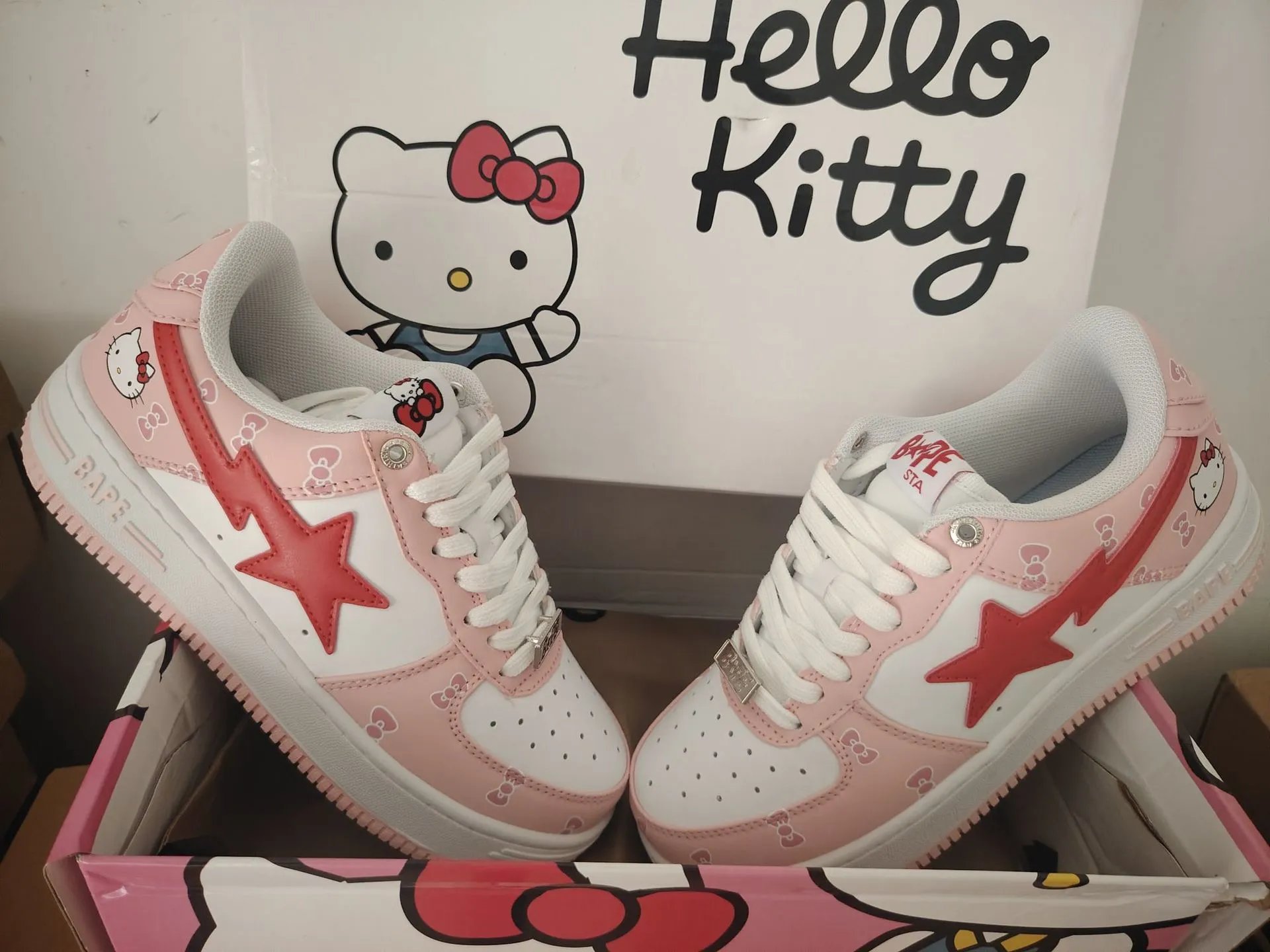 hello kitty