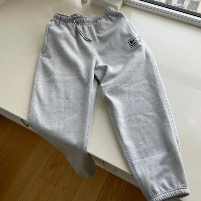 Nike Sportswear Club Fleece Gray Sweatpants - 1