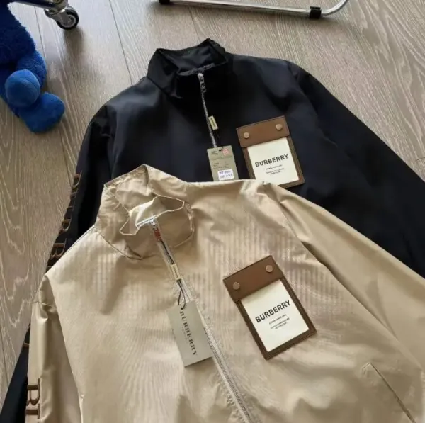 Burberry R.B. Logo Bomber Jacket Black - 6