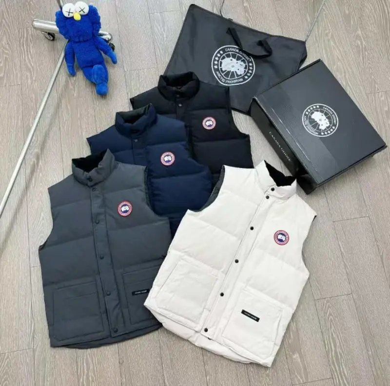 Canada Goose Arctic Program Vest Black Outerwear - 7