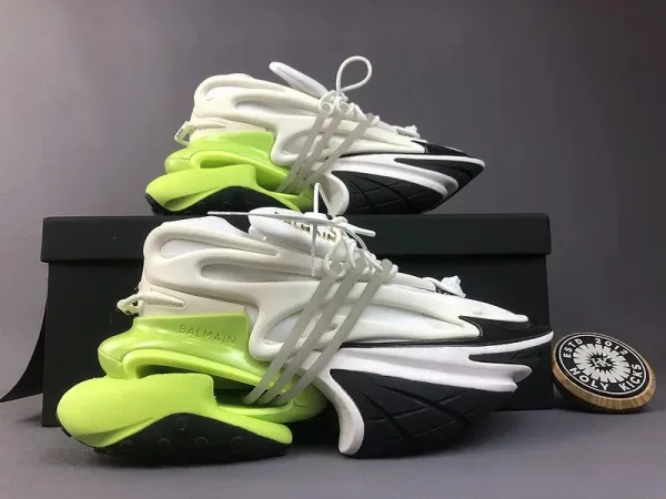 Balmain x Holly Kicks Balmain Runner White/Black Chunky Sneakers - 7