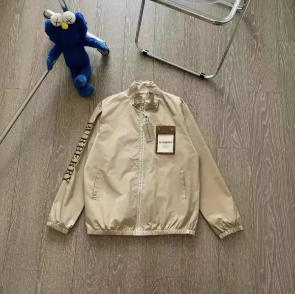 Burberry R.B. Logo Bomber Jacket Black - 11