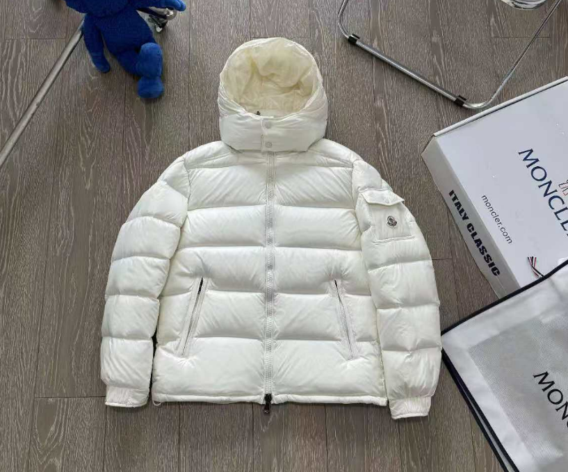 Moncler down jacket — Kurtki puchowe