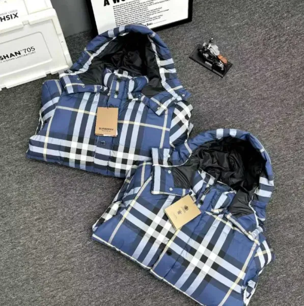 Burberry Hooded Down Jacket Black - 7