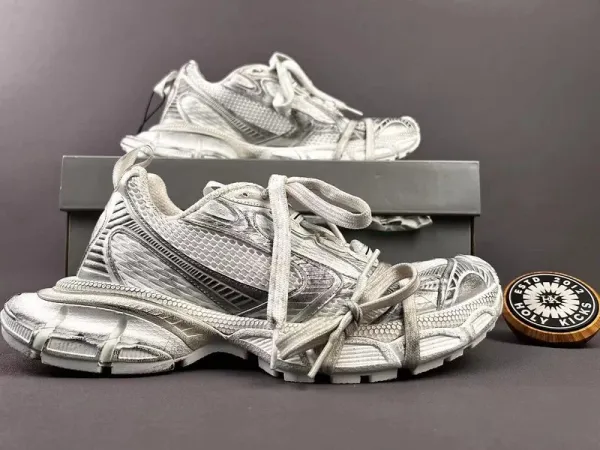 Maison Margiela Tabi Sneaker Silver Metallic Chunky Sneakers - 1