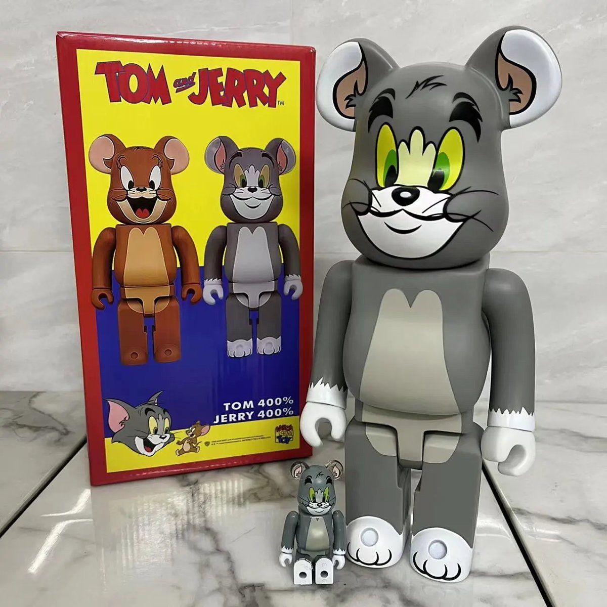 Tom and Jerry 4+1 Figurine Ornament Set