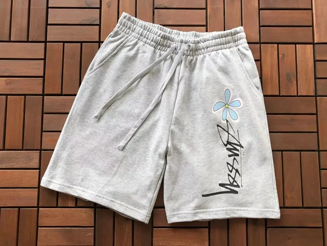 Stüssy Shorts Graphic and camouflage product detail image 12