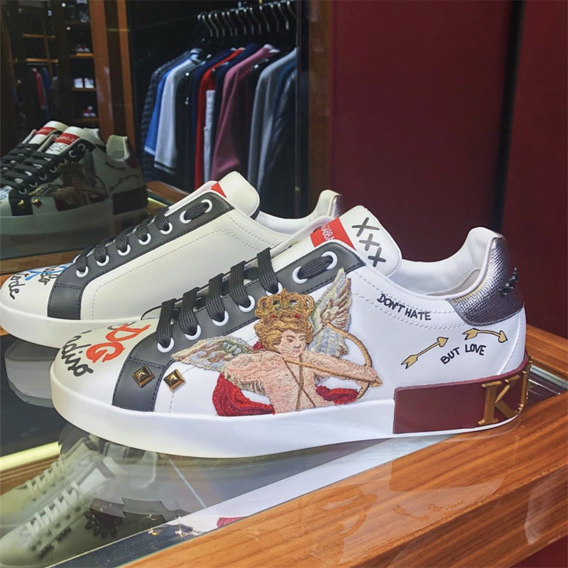 Dolce & Gabbana Sneakers Graffiti-print embellished low-top — 12