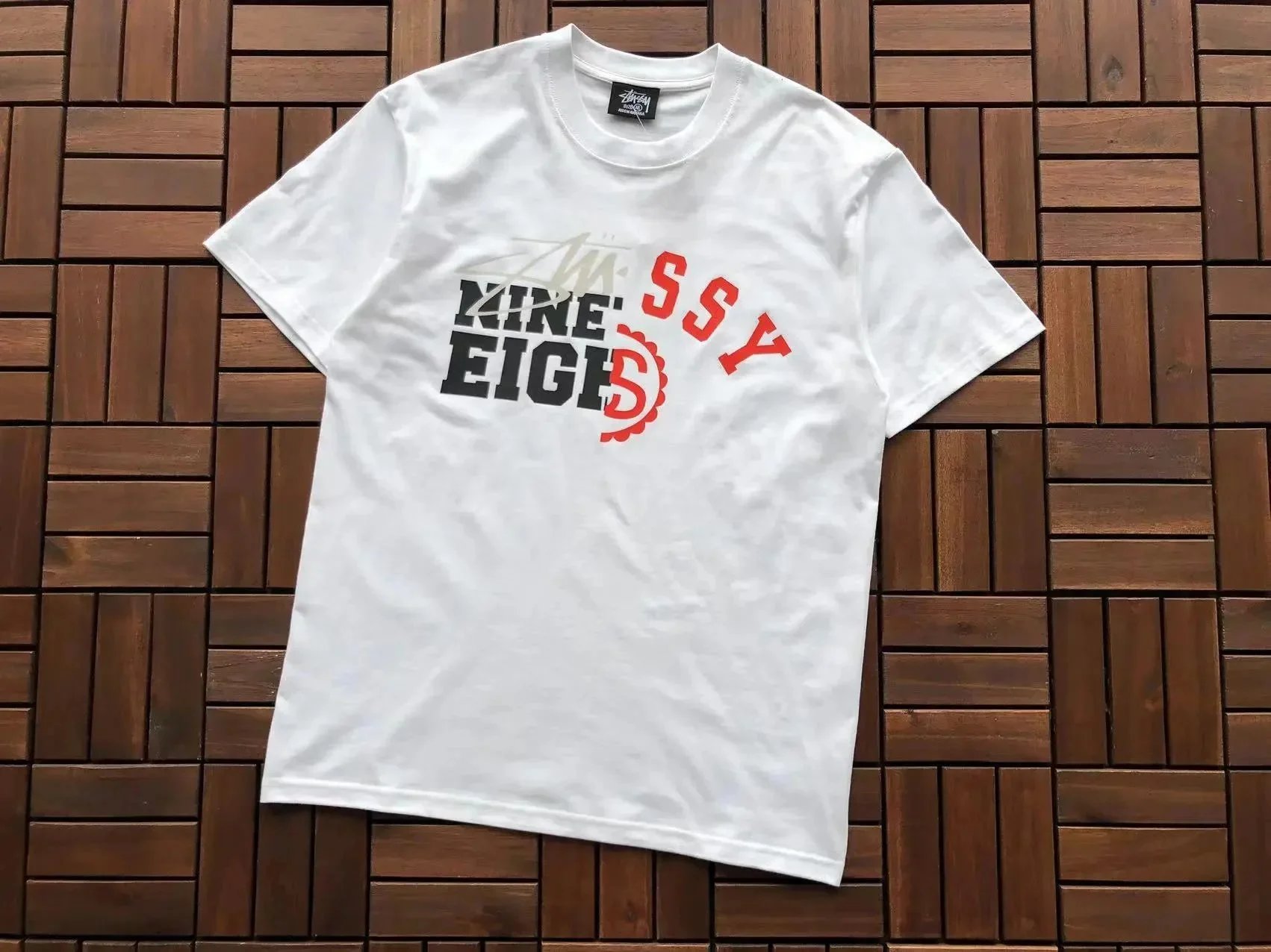 Stüssy T-Shirts Short-Sleeve Graphic T-Shirt — 19
