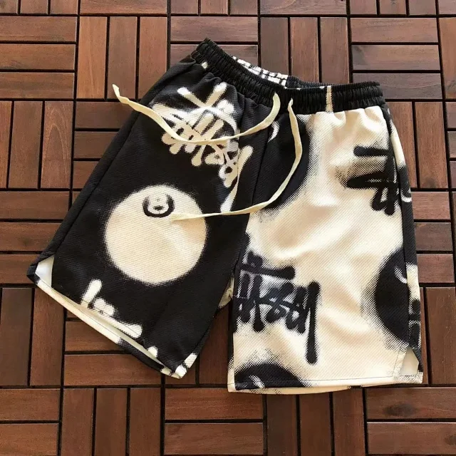 Stüssy Shorts Graphic and camouflage product detail image 3