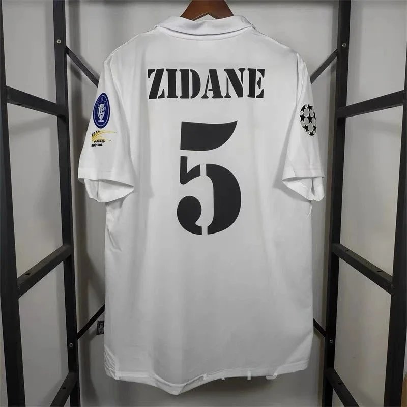 Real Madrid Football Jerseys Retro image 2