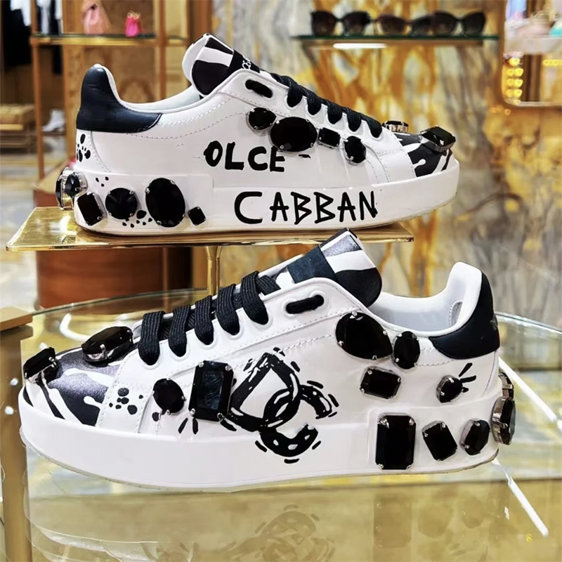 Dolce & Gabbana Sneakers Graffiti-print embellished low-top — Dark brown