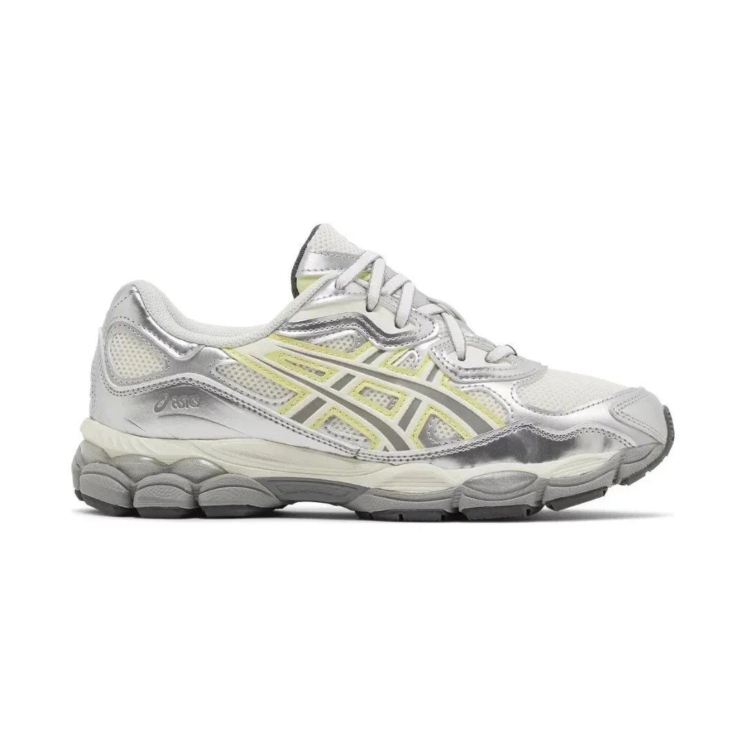 emmi x Silver Huddle Yellow
