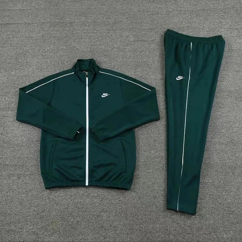 Training clothes 9