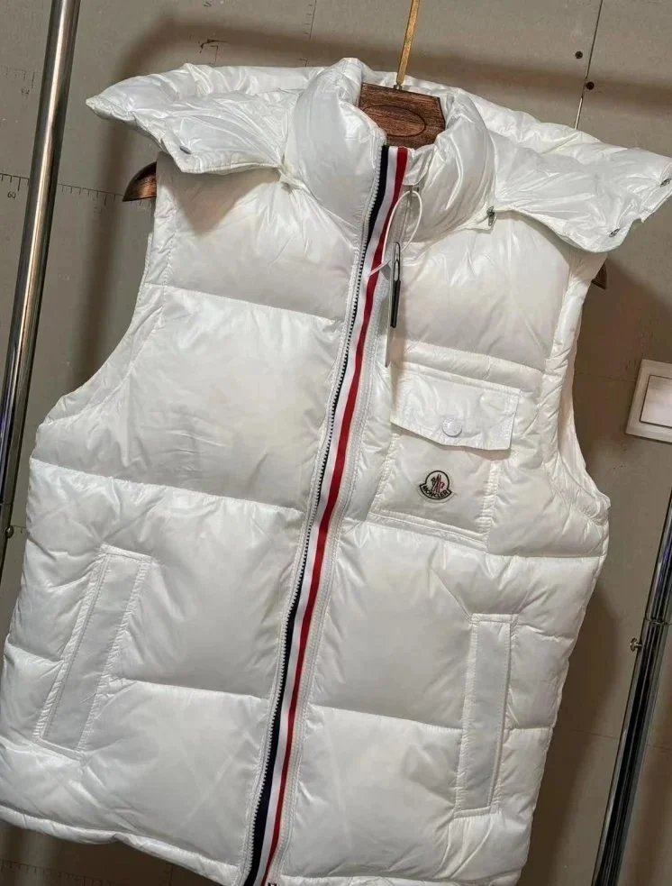 Moncler Down Jackets Hooded quilted puffer — 27