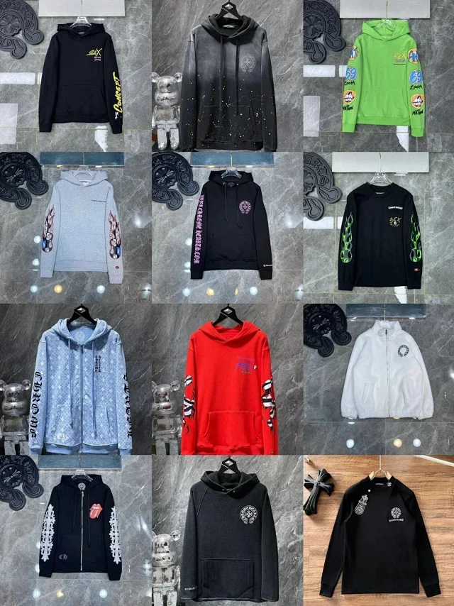 Chrome Hearts Hoodies & Sweatshirts Horseshoe Logo Graphic product detail image 1