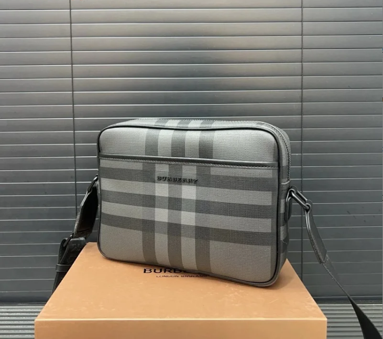 Burberry Crossbody Bags Check-pattern zip bag — Top Quality 17