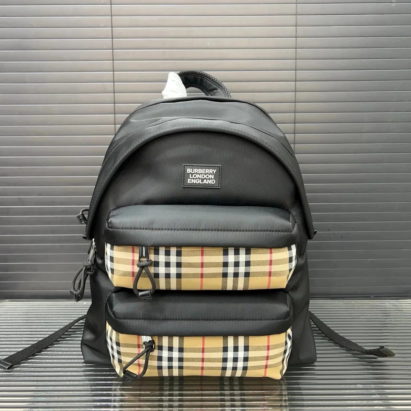 Burberry Crossbody Bags Check-pattern zip bag image 7