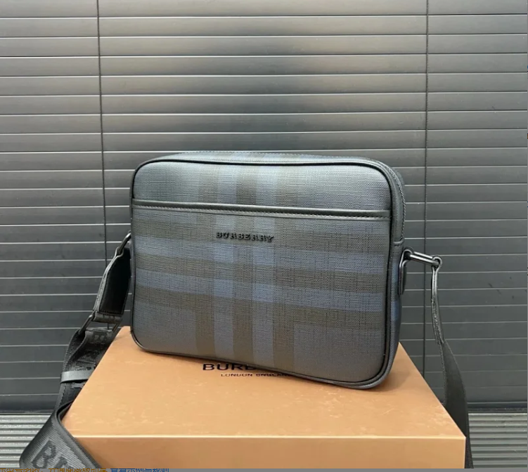 Burberry Crossbody Bags Check-pattern zip bag — Top Quality 16