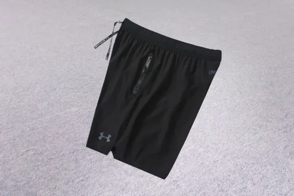Under Armour Unstoppable Run Short Black Shorts - 1