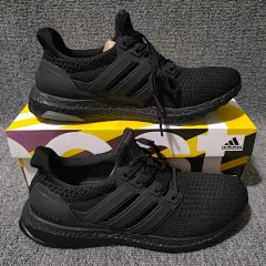 Top grade pure source knitted breathable mesh splicing is really explosive. BASF cushioning outsole Adidas Ultraboost 4.0 Adidas Ultra boost popcorn running shoes Adidas UB4.0 UB40 UB4 gift men's and women's shoes casual shoes