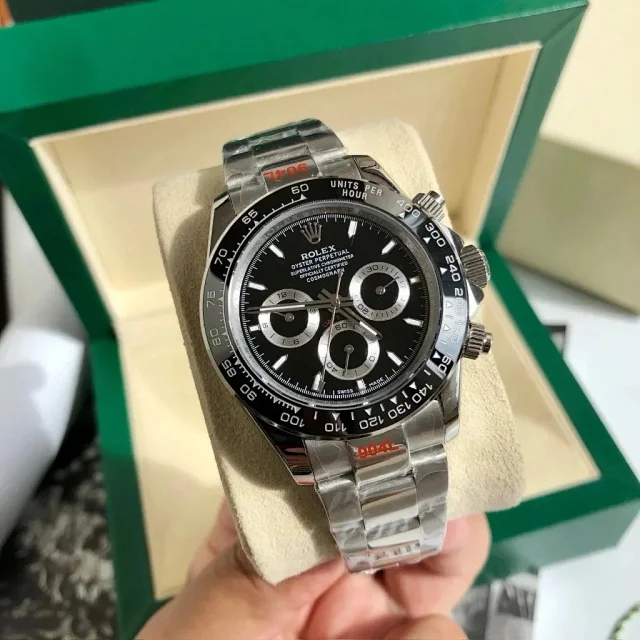 Rolex Watches Daytona chronograph with tachymeter bezel and rubber strap product detail image 7