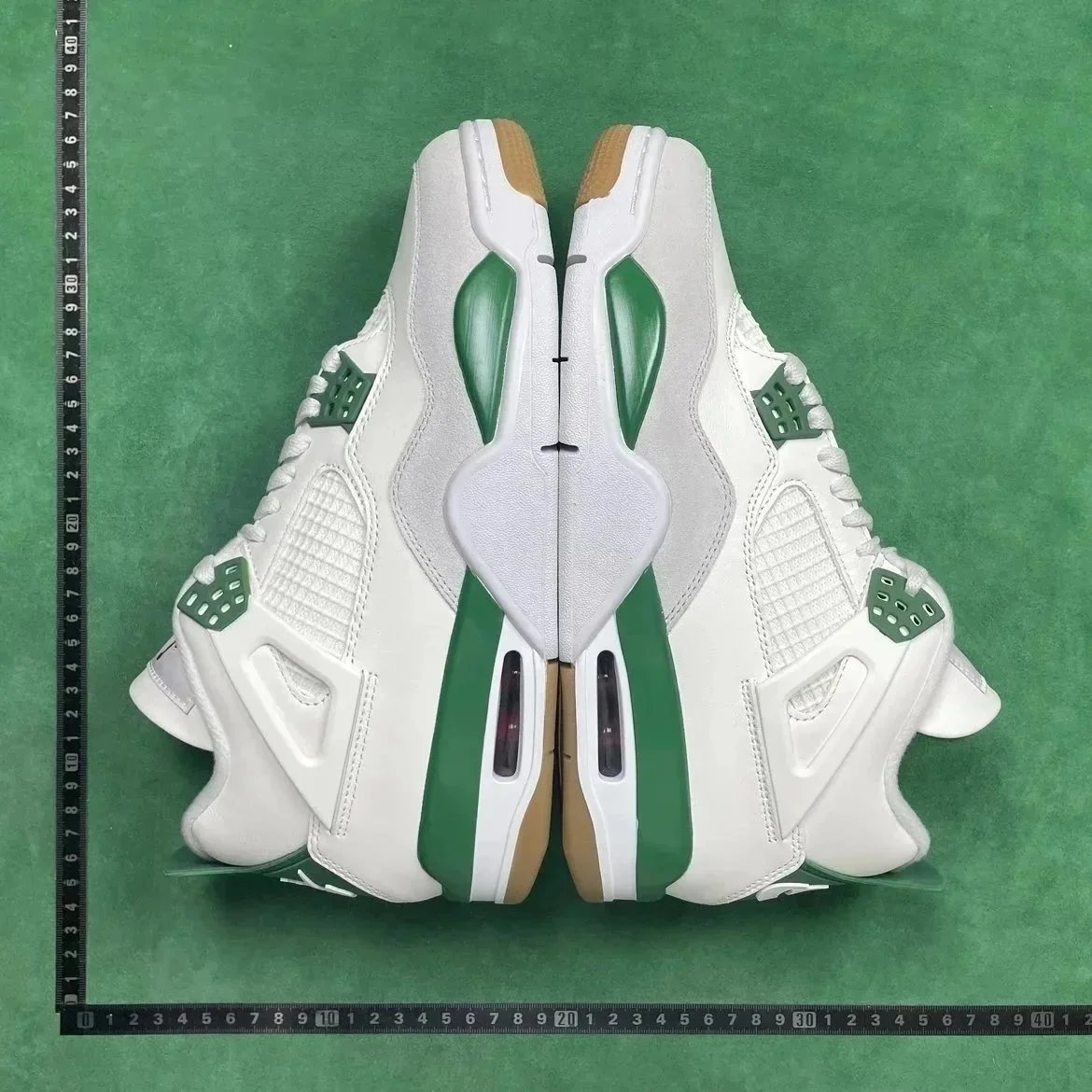 No. 3 SB White Green DR5415 103
