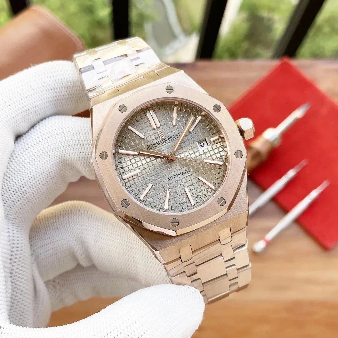 玫瑰金壳·灰盘钢带