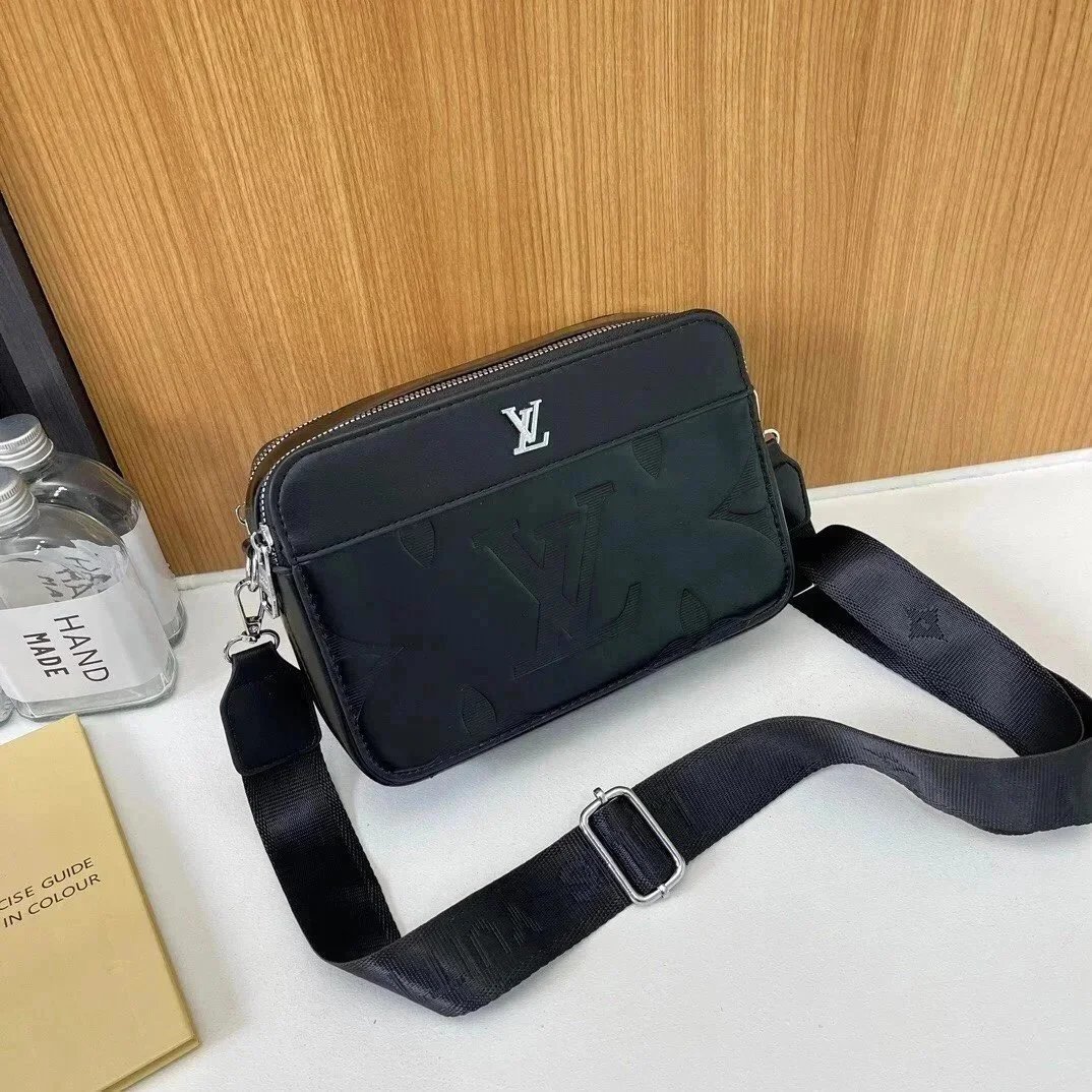 咖色蜜蜂*Top quality