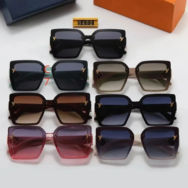 Louis Vuitton Assorted sunglasses styles product detail image 10