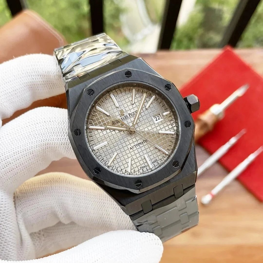 黑壳·灰盘钢带