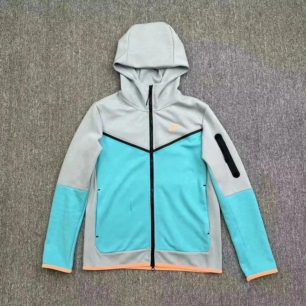 孔雀蓝灰拼接外套