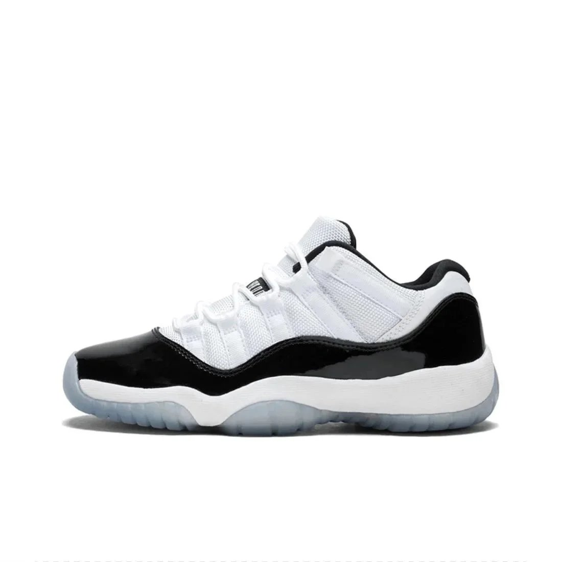 AJ11 黑白 低帮 528896-153